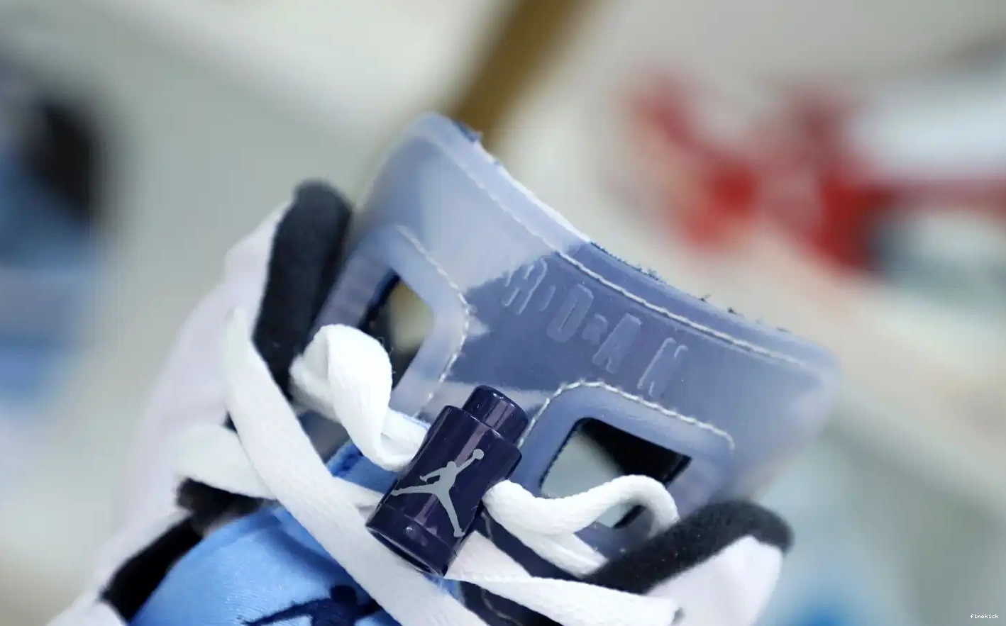 AIR 'UNC HOME' 6 RETRO JORDAN 0420